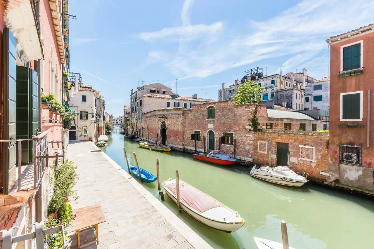 Ca' Tintoretto Canal View Βενετία Ιταλία
